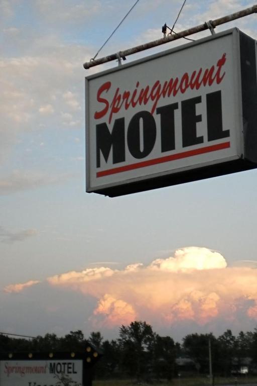 Springmount Motel Оуен-Саунд Екстер'єр фото